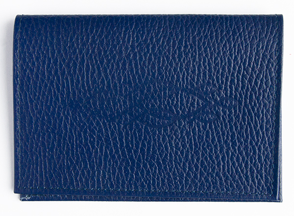 Обложка на паспорт из натуральной кожи "Стайка рыбок" (цвет в ассортименте)
