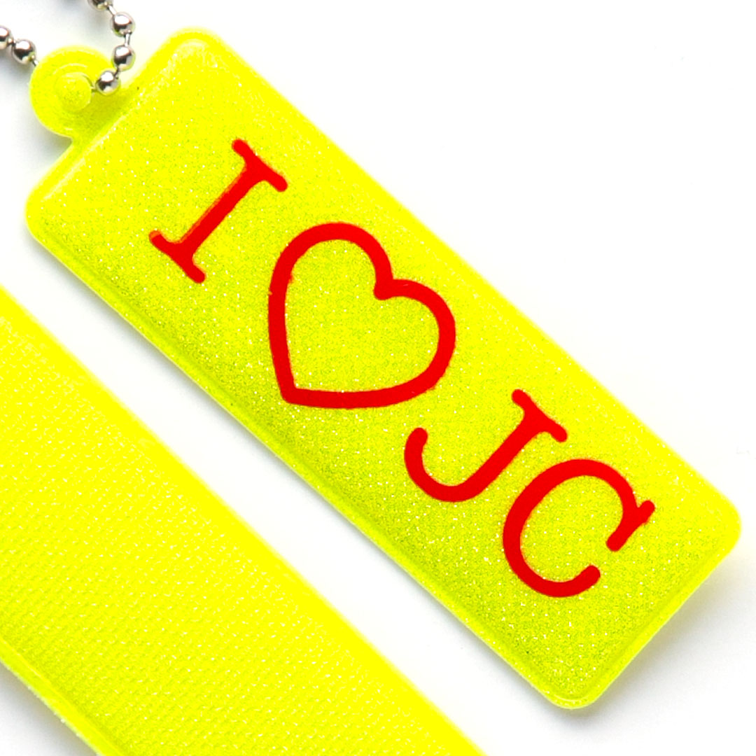 Светоотражающий брелок прямоугольный - I love JC (сердце) - желтый