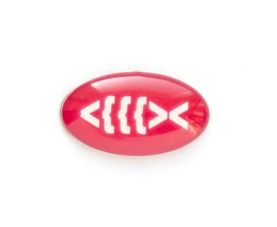 Значок на цанге - Белая рыбка-скобки на красном фоне (<(((><)